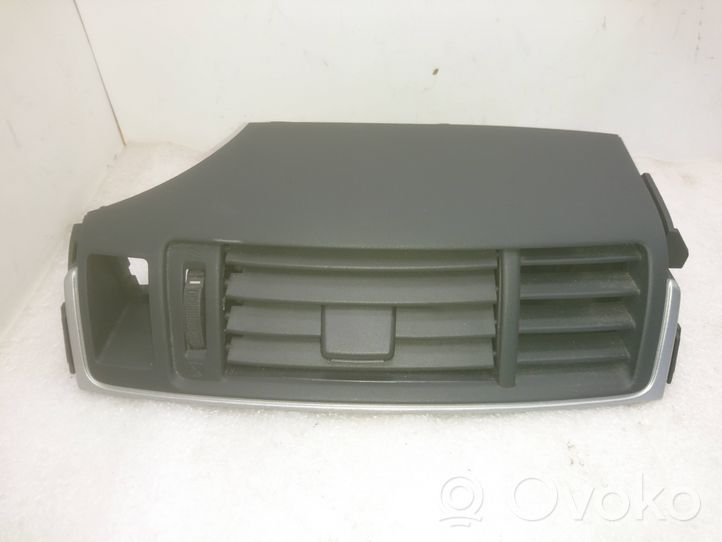 Toyota Verso Dash center air vent grill 