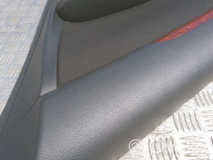 Toyota Avensis T250 Boczki / Poszycie drzwi tylnych 