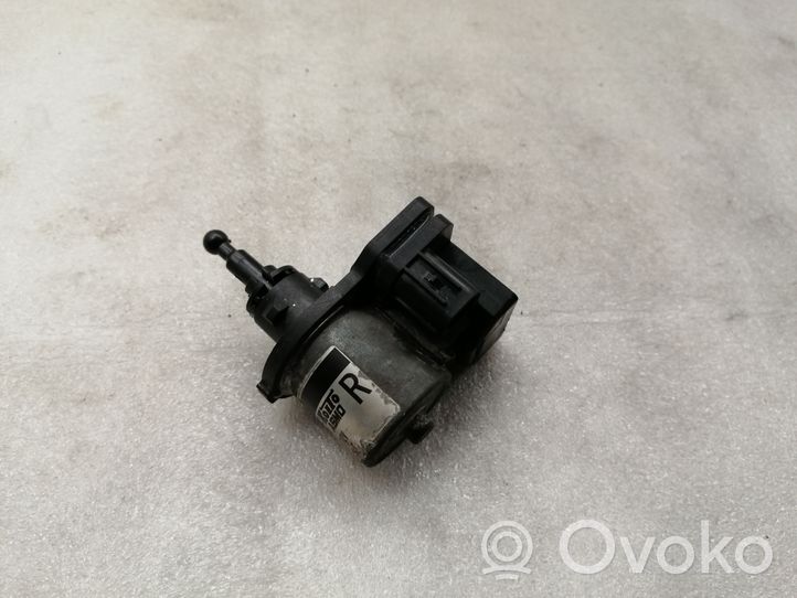 Toyota Avensis T270 Motor de ajuste de nivel del faro delantero 