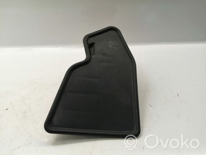 Toyota Avensis T250 Rivestimento posteriore minigonna laterale 