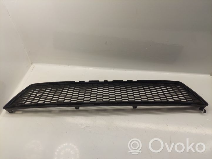 Toyota Verso Grille inférieure de pare-chocs avant 