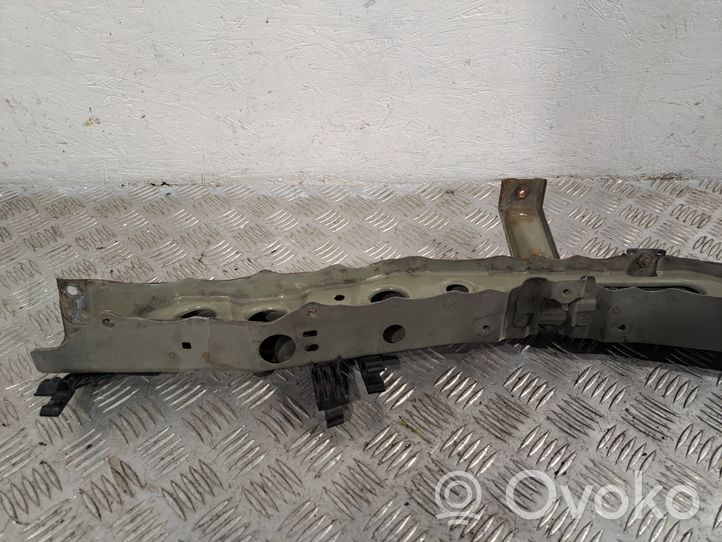 Toyota Avensis T270 Staffa del pannello di supporto del radiatore parte superiore 