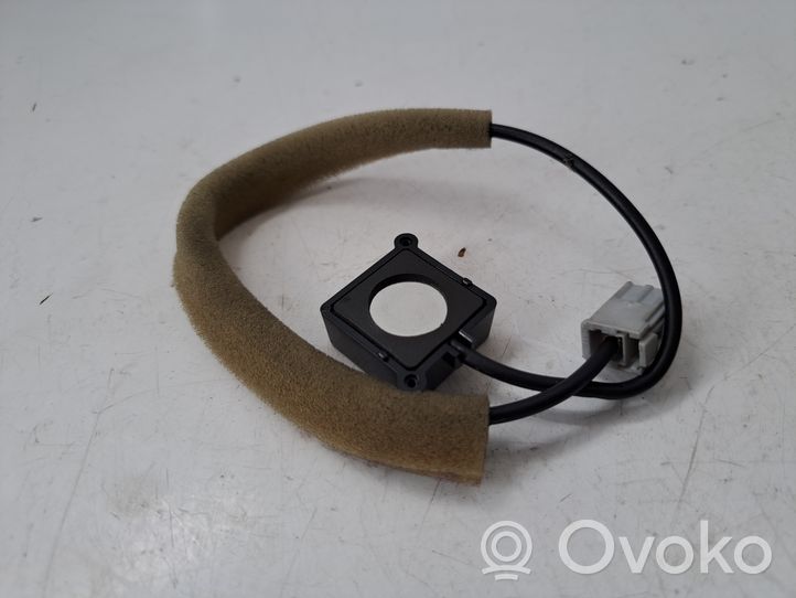 Toyota Corolla Verso AR10 Antena (GPS antena) 