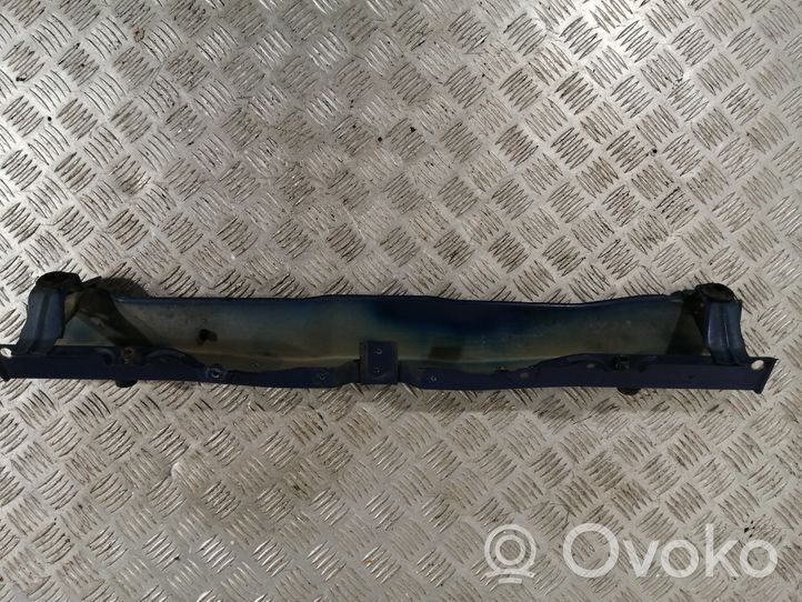 Toyota Corolla Verso AR10 Support de radiateur sur cadre face avant 