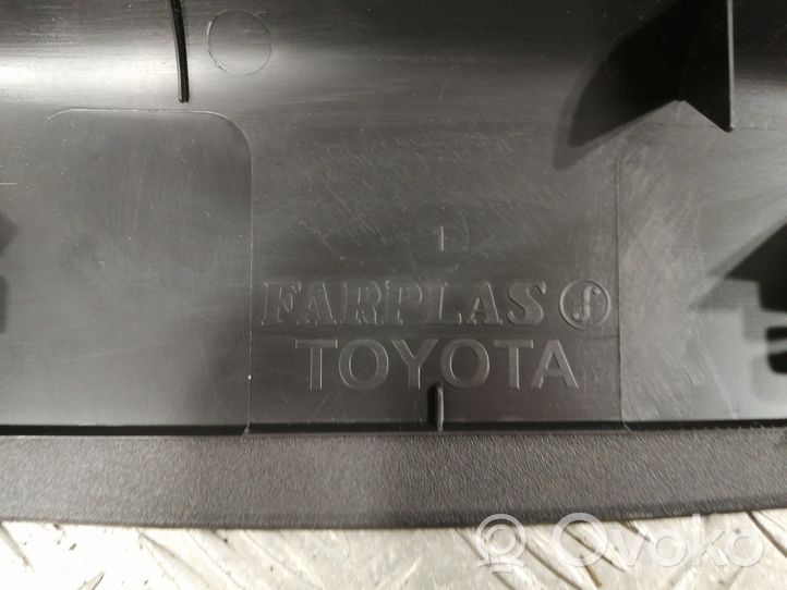 Toyota Verso Rivestimento portellone 
