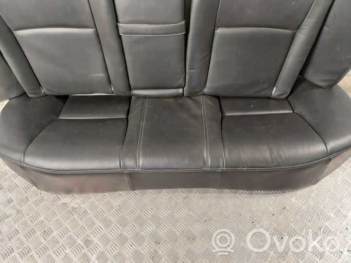 Toyota Avensis T270 Seat set 