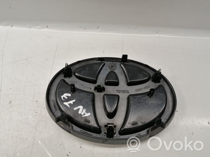 Toyota Avensis T250 Mostrina con logo/emblema della casa automobilistica 