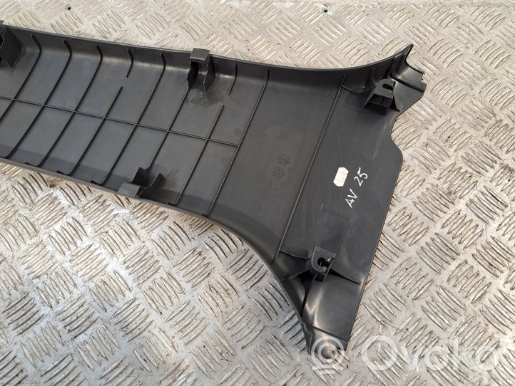 Toyota Avensis T250 Rivestimento montante (B) (fondo) 