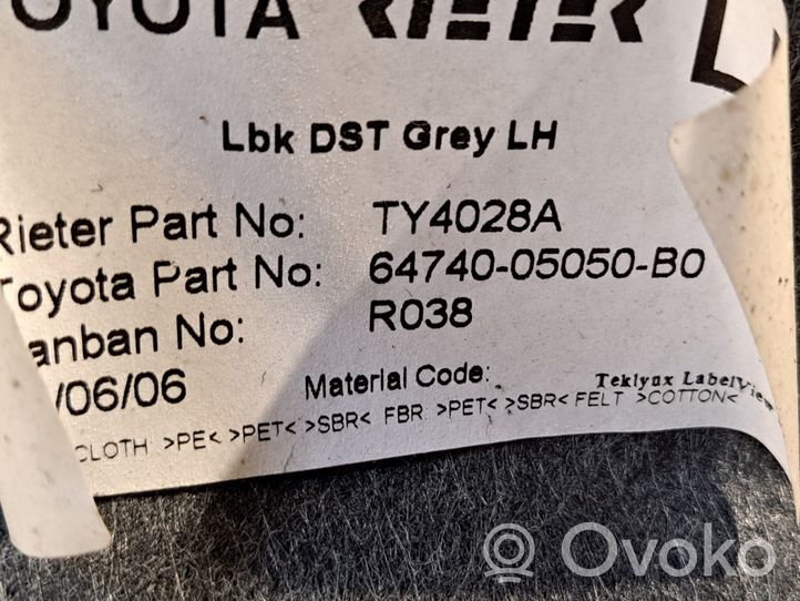 Toyota Avensis T250 Panneau, garniture de coffre latérale 
