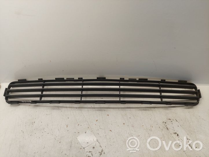 Toyota Avensis T250 Grille inférieure de pare-chocs avant 5311205060C