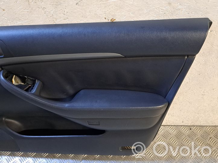 Toyota Avensis T250 Set di rivestimento sedili e portiere 