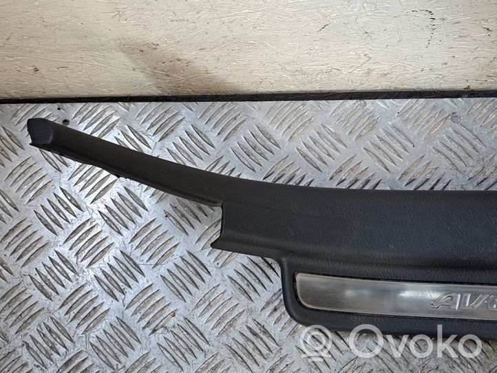 Toyota Avensis T250 Copertura del rivestimento del sottoporta posteriore 