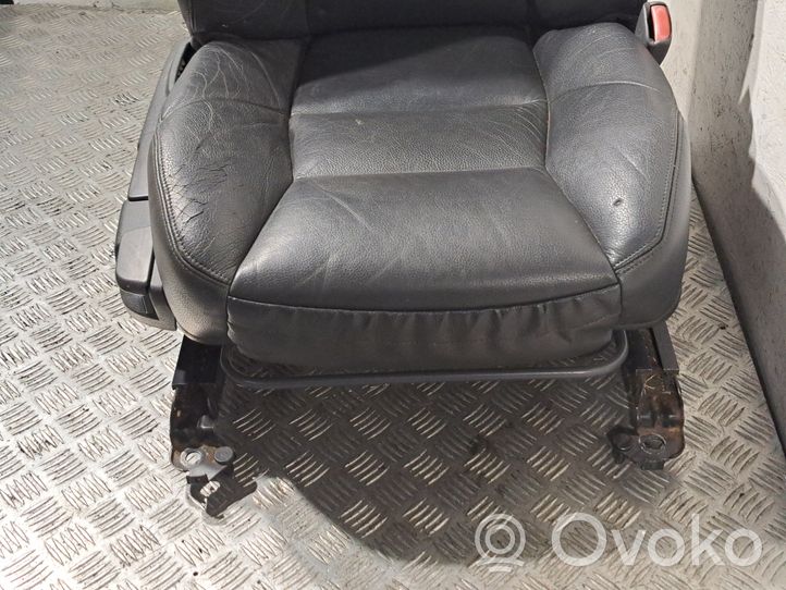 Volvo V70 Priekinė keleivio sėdynė 