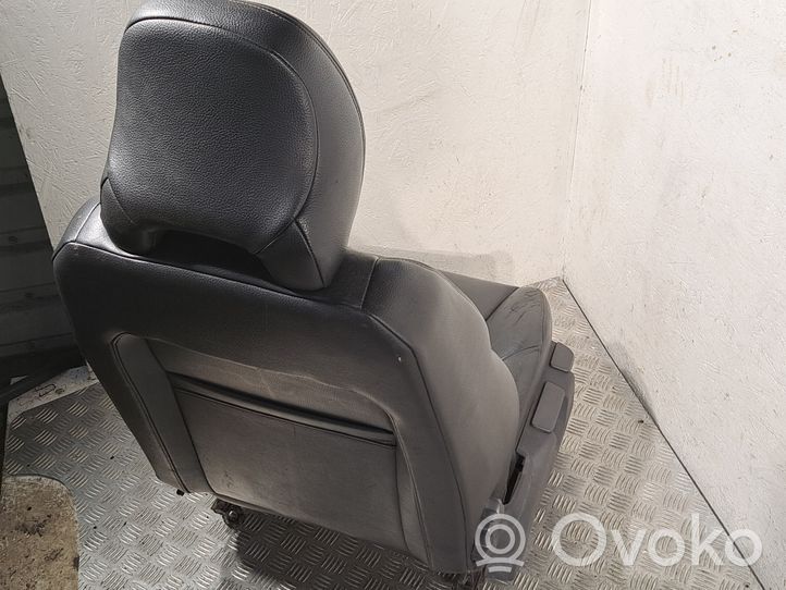 Volvo V70 Front passenger seat 