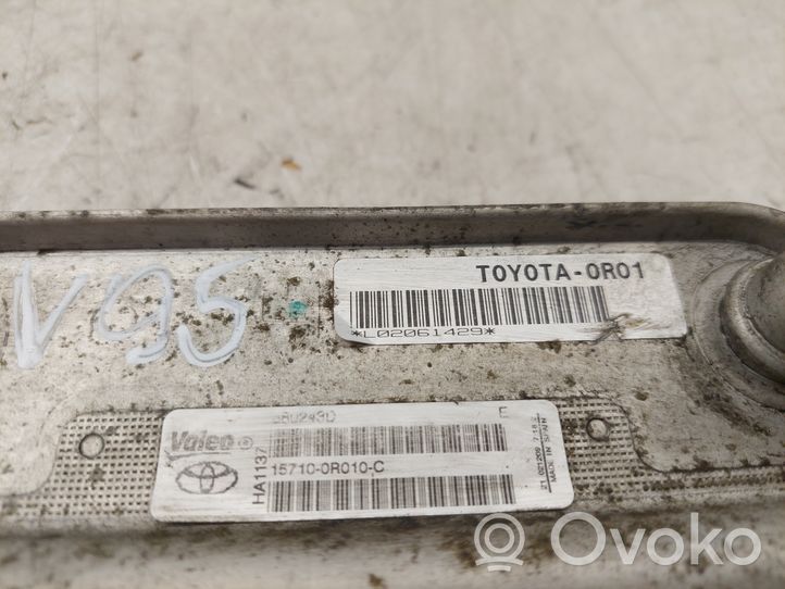 Toyota Verso Moottoriöljyn jäähdytinlaite 157100R010C