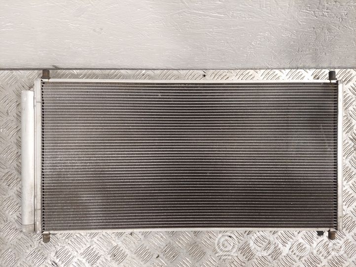 Toyota Verso Radiateur condenseur de climatisation 