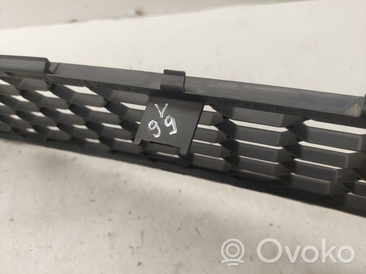 Toyota Corolla Verso AR10 Grille calandre supérieure de pare-chocs avant 