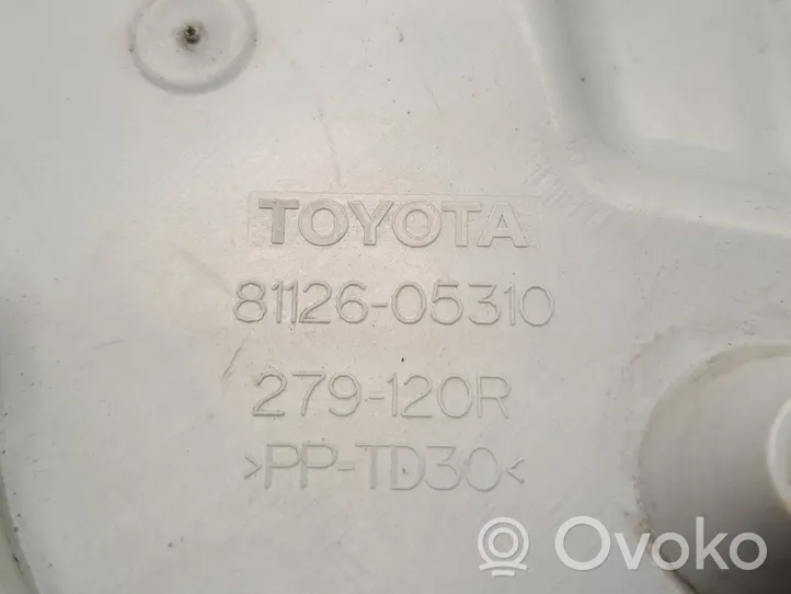 Toyota Avensis T270 Etu-/Ajovalo 