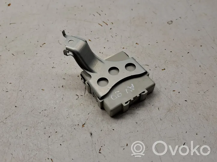 Toyota Avensis T270 Module d'éclairage LCM 0319001200