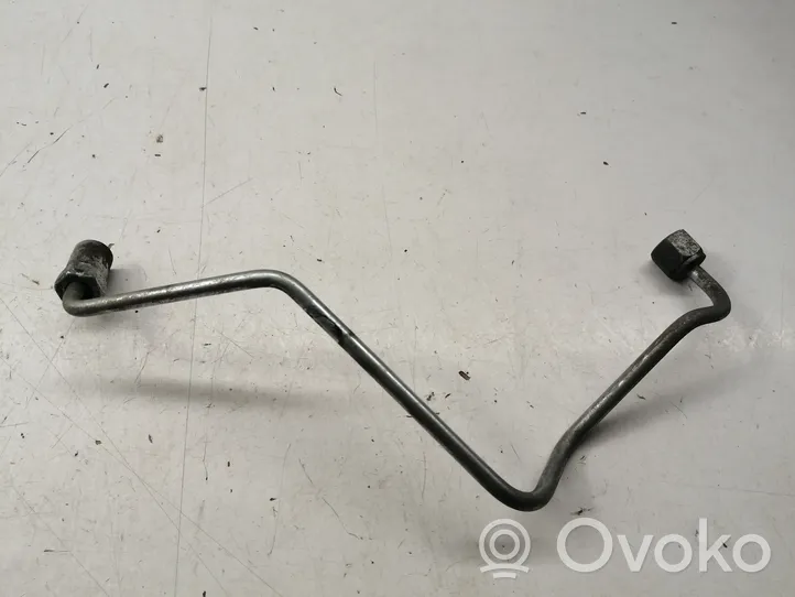 Toyota Corolla Verso AR10 Tuyau d'alimentation d'injecteur de carburant 