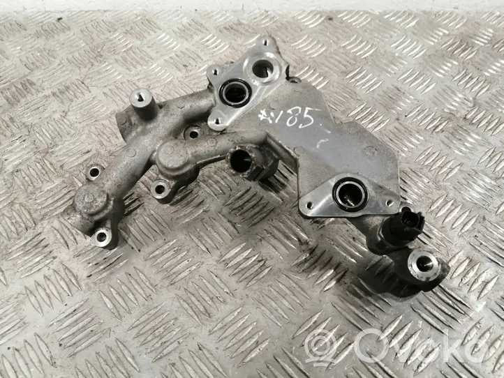 Toyota Avensis T270 Support de filtre à huile 