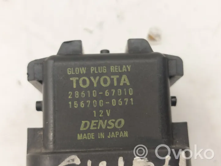 Toyota Auris 150 Relé de la bujía de precalentamiento 1567003600