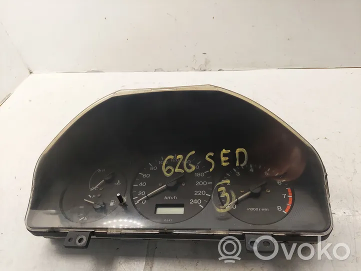 Mazda 626 Geschwindigkeitsmesser Cockpit FDGE6VD