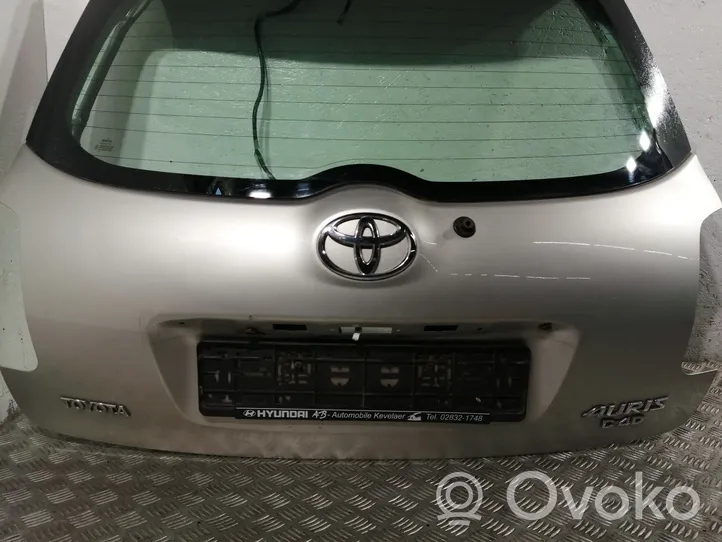 Toyota Auris 150 Takaluukun/tavaratilan kansi 