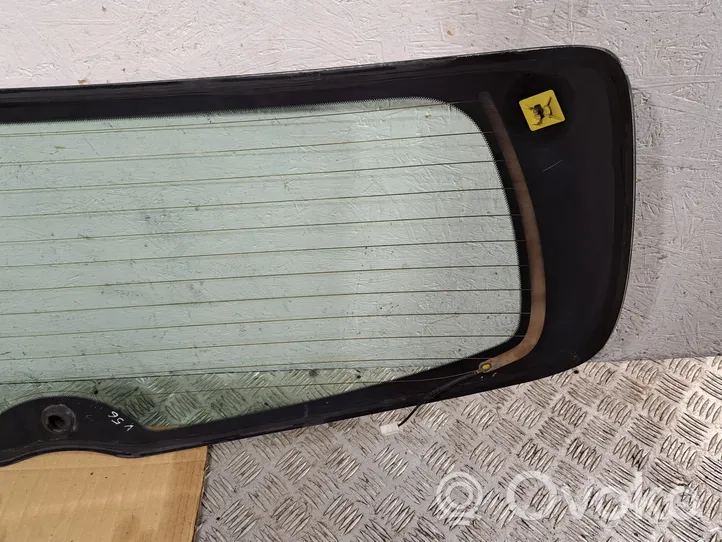 Toyota Corolla Verso AR10 Rear windscreen/windshield window 