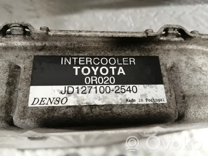 Toyota Auris 150 Interkūlerio radiatorius 
