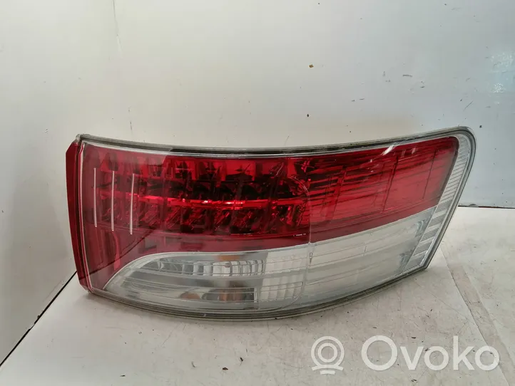 Toyota Avensis T270 Lampa tylna 