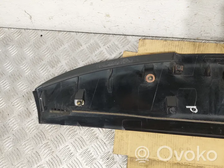 Toyota Avensis T250 Spoileris galinio dangčio 7608505050