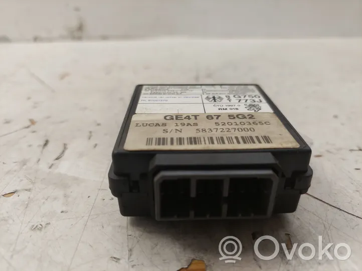 Mazda 626 Kit calculateur ECU et verrouillage RF2A18881C