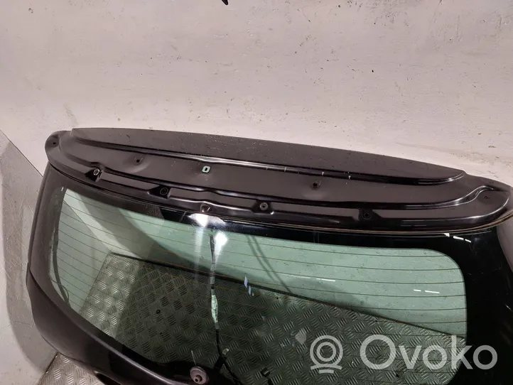 Toyota Verso Tailgate/trunk/boot lid 