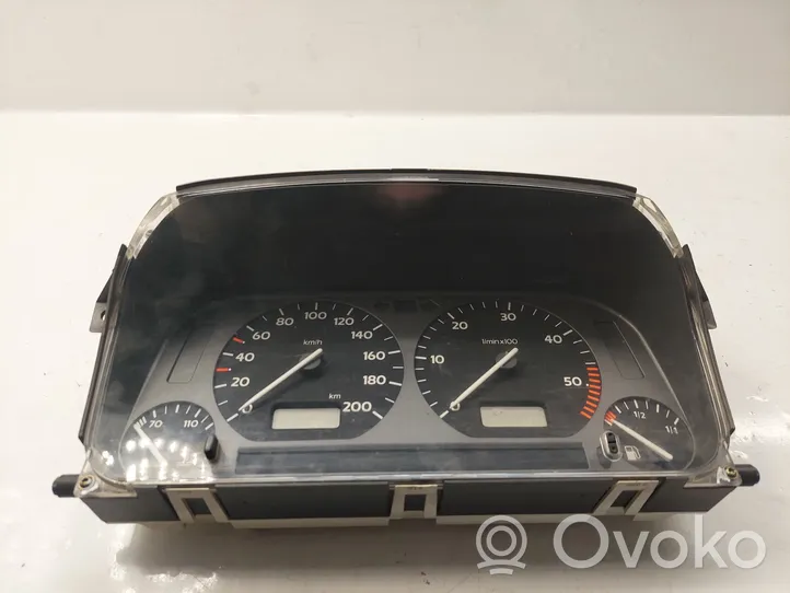 Volkswagen Golf III Speedometer (instrument cluster) 1H0919860E