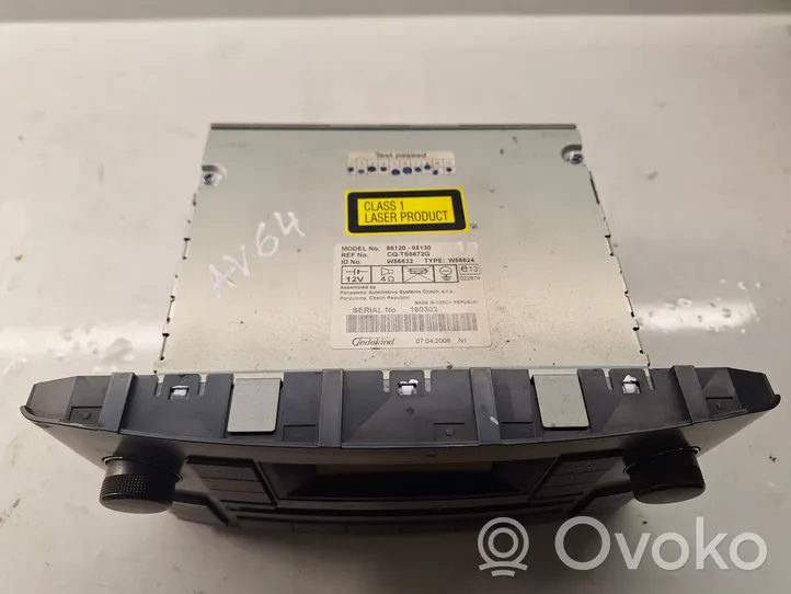 Toyota Avensis T250 Unidad delantera de radio/CD/DVD/GPS 