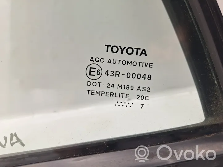 Toyota Auris 150 Vetro del deflettore posteriore 