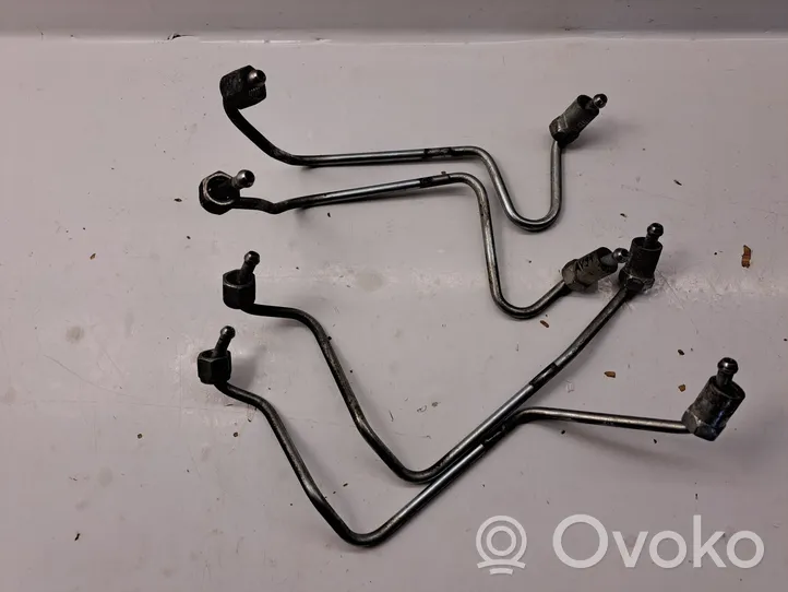 Toyota Avensis T250 Tuyau d'alimentation d'injecteur de carburant 