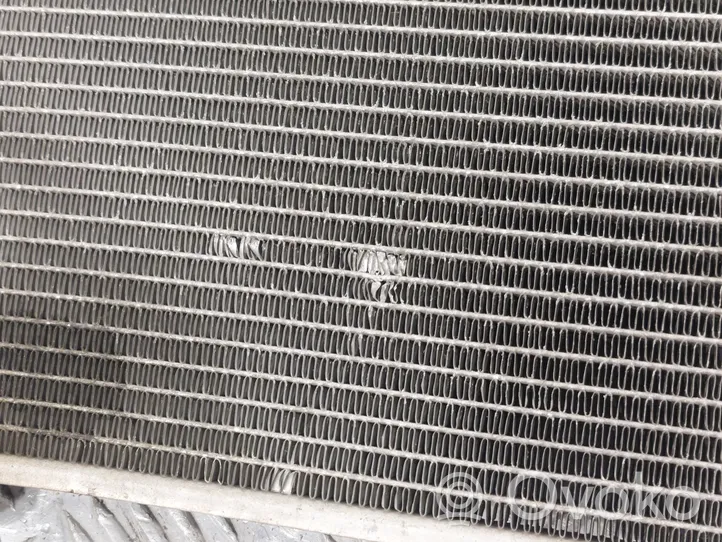 Toyota Auris 150 Radiateur condenseur de climatisation 