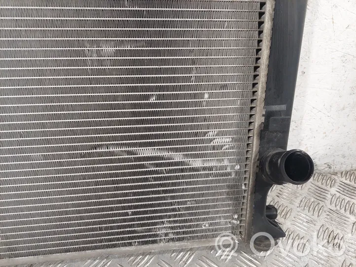 Toyota Corolla Verso AR10 Radiateur de refroidissement 