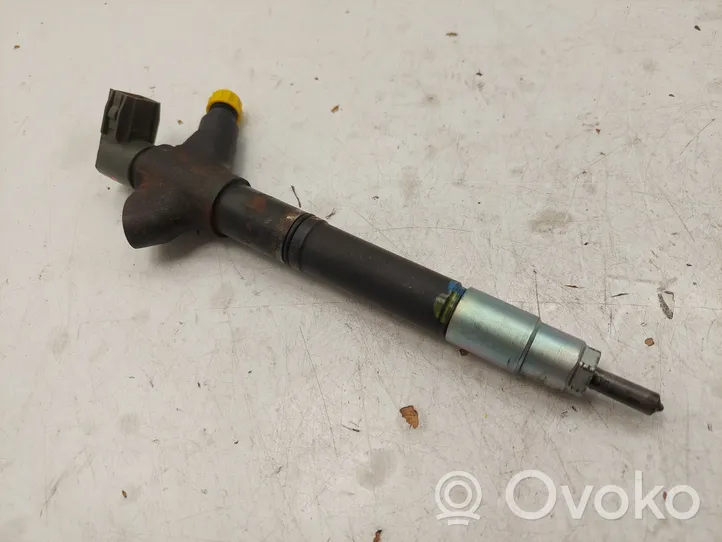 Toyota Avensis T270 Injecteur de carburant 2367029136