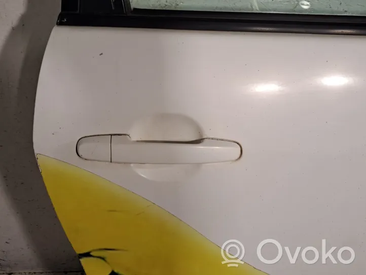 Toyota Corolla Verso AR10 Задняя дверь 