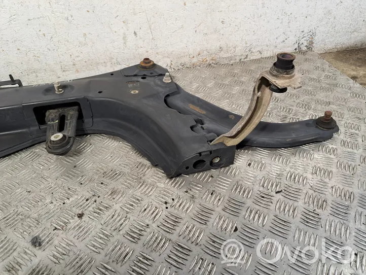 Nissan Note (E11) Sottotelaio anteriore 