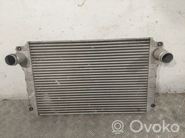 Toyota Avensis T250 Chłodnica powietrza doładowującego / Intercooler 