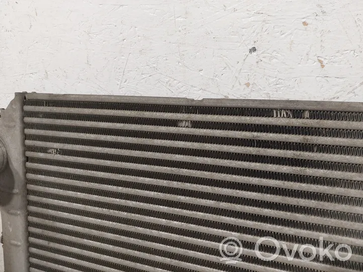 Toyota Corolla Verso AR10 Chłodnica powietrza doładowującego / Intercooler 