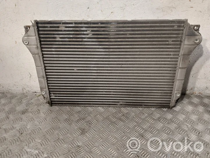 Toyota Corolla Verso AR10 Chłodnica powietrza doładowującego / Intercooler 