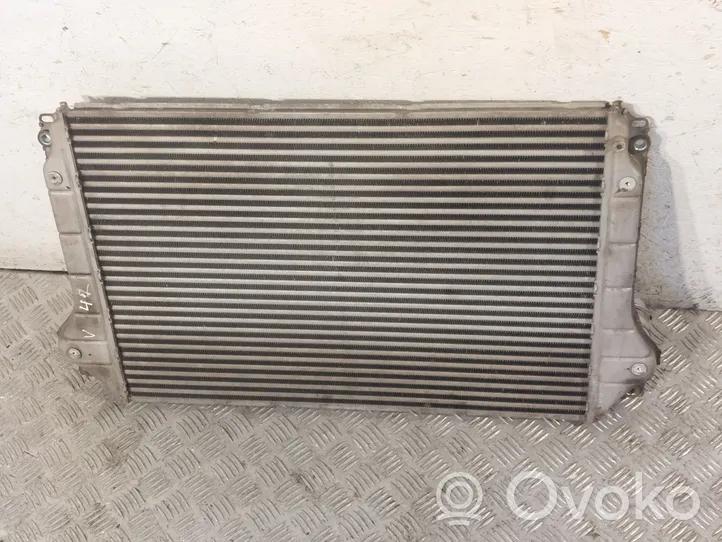 Toyota Corolla Verso AR10 Starpdzesētāja radiators 