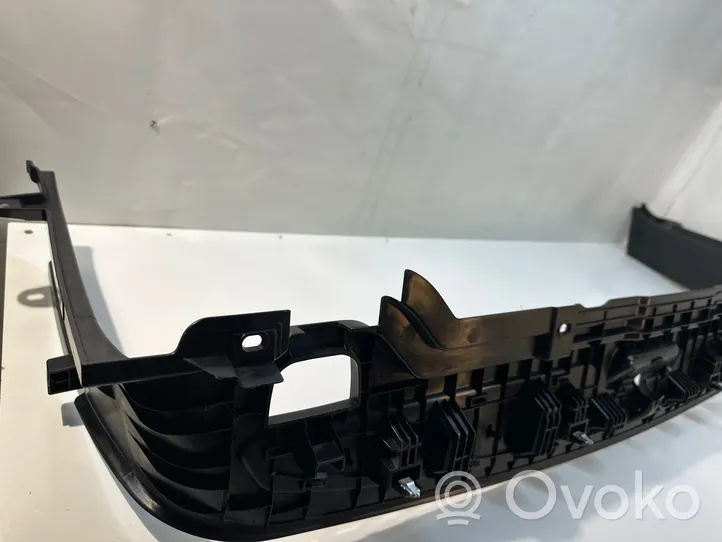 BMW 5 F10 F11 Listwa progowa tylna 9168470