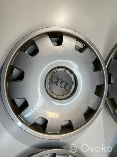 Audi A6 S6 C6 4F R16 wheel hub/cap/trim 