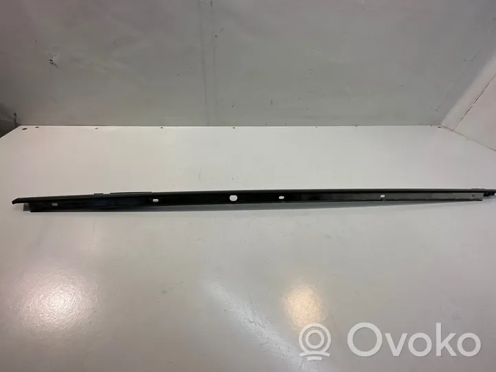 Toyota C-HR Rivestimento portiera posteriore (modanatura) 16R51316091610